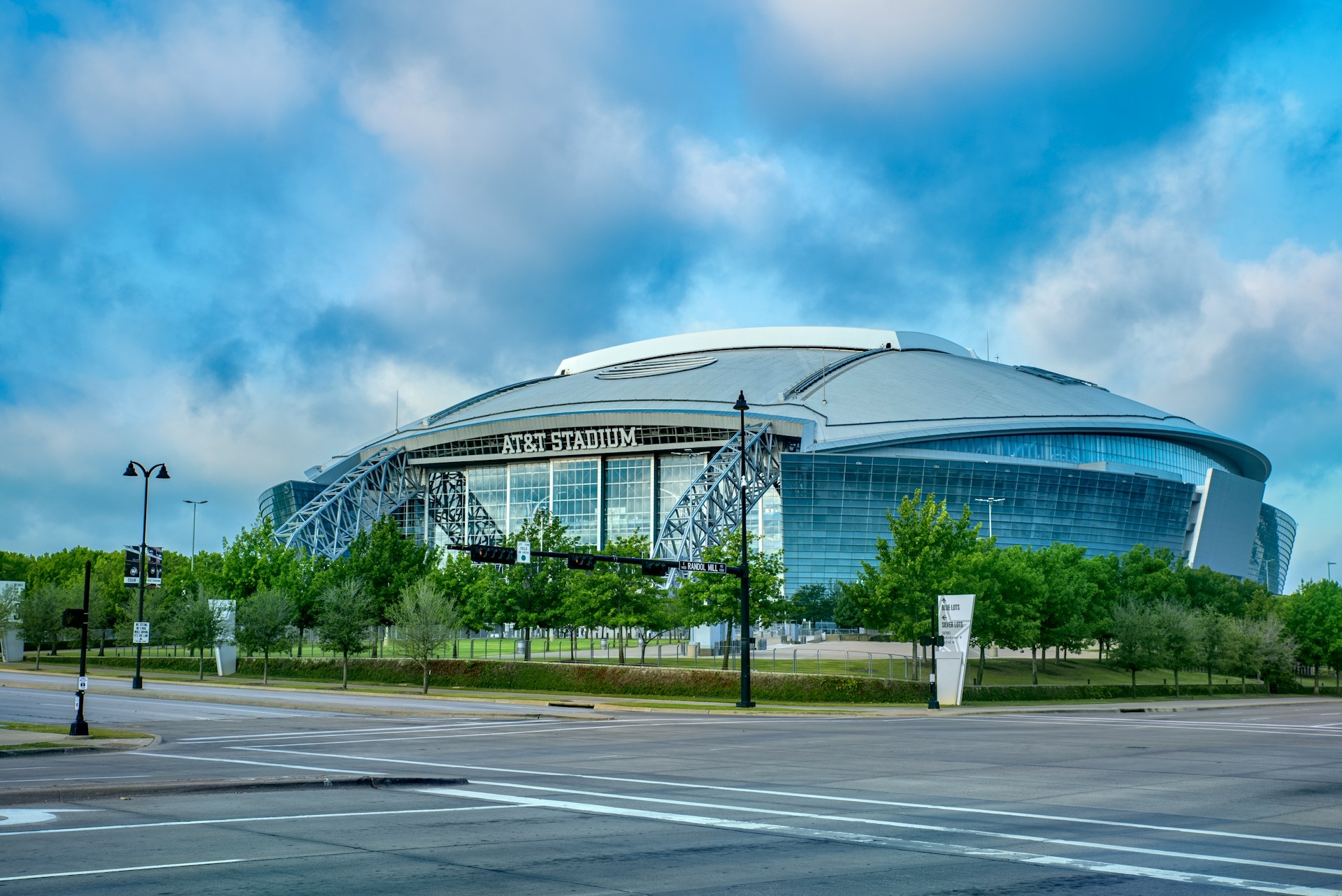 AT&T Stadium outside view of Stadium
