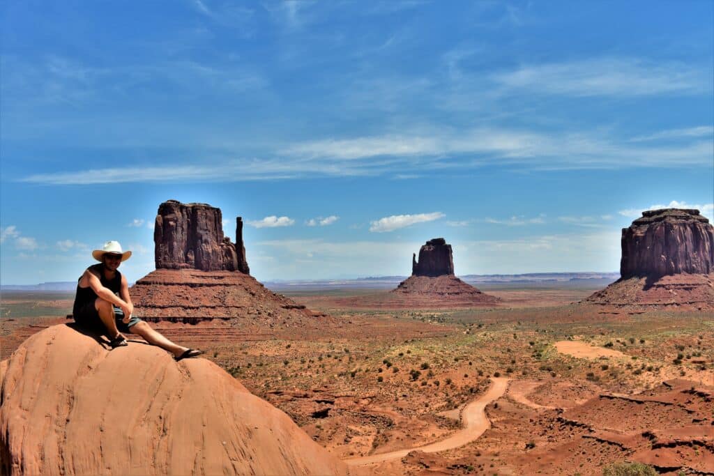 Arizona best photo on the website iconic Monument Valley