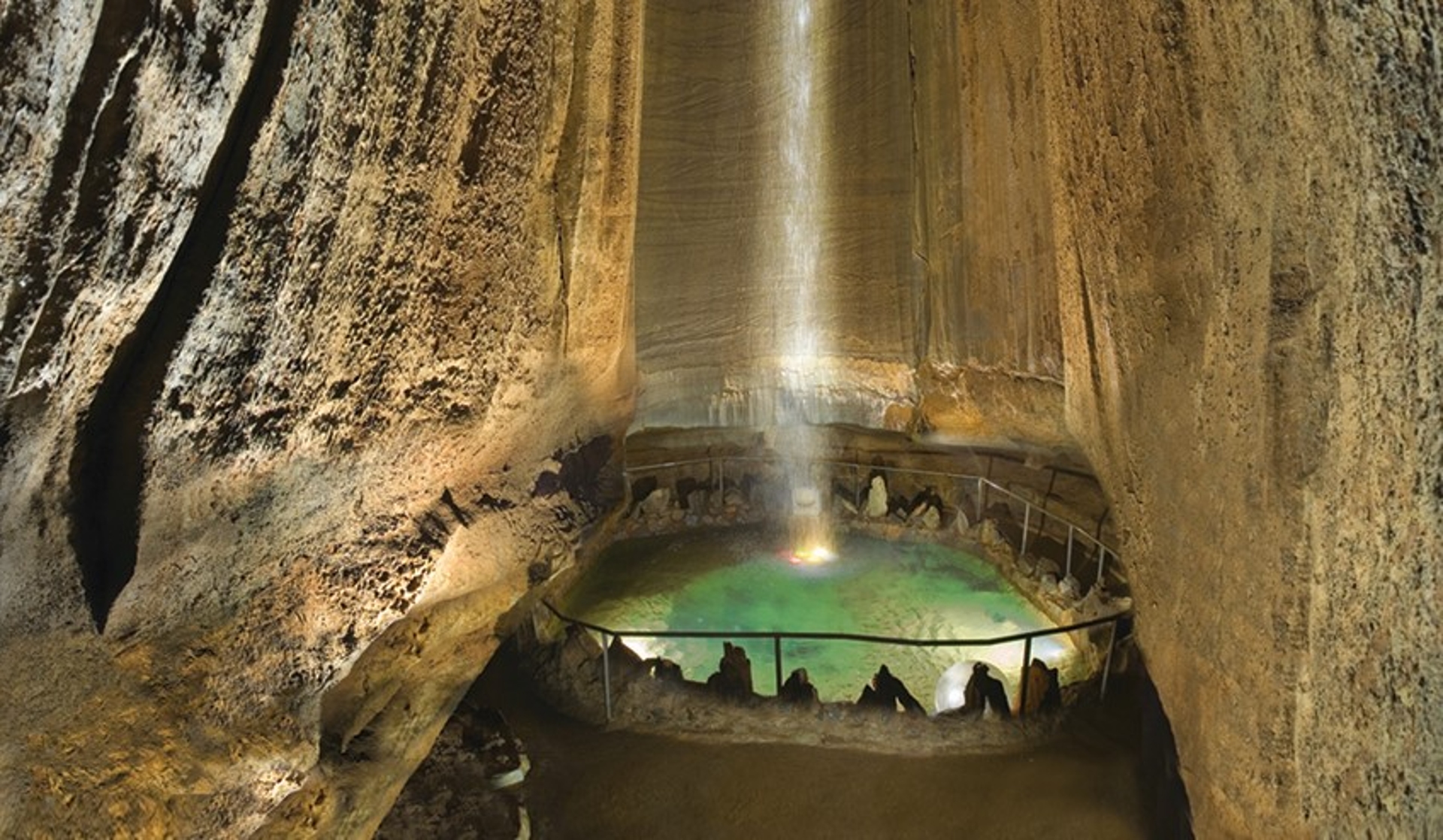 Ruby Falls inside view of waterfall & cave