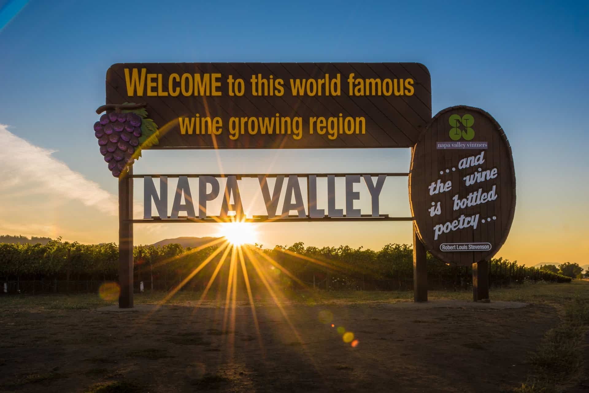 Napa Valley welcome sign