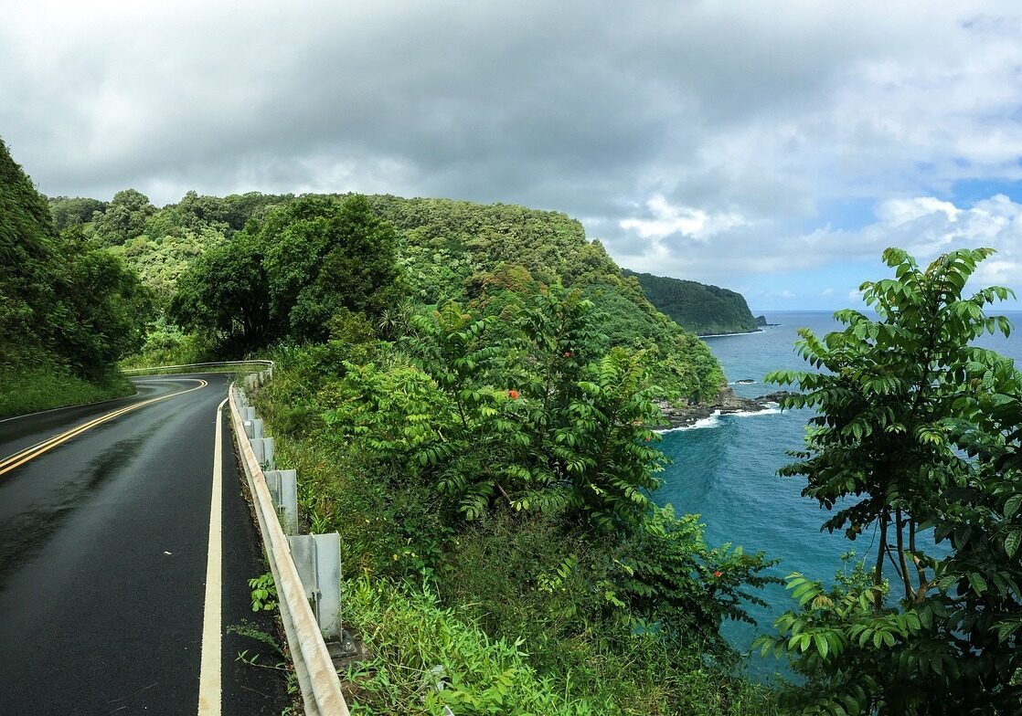 Road to Hana overlooking deep blue sea