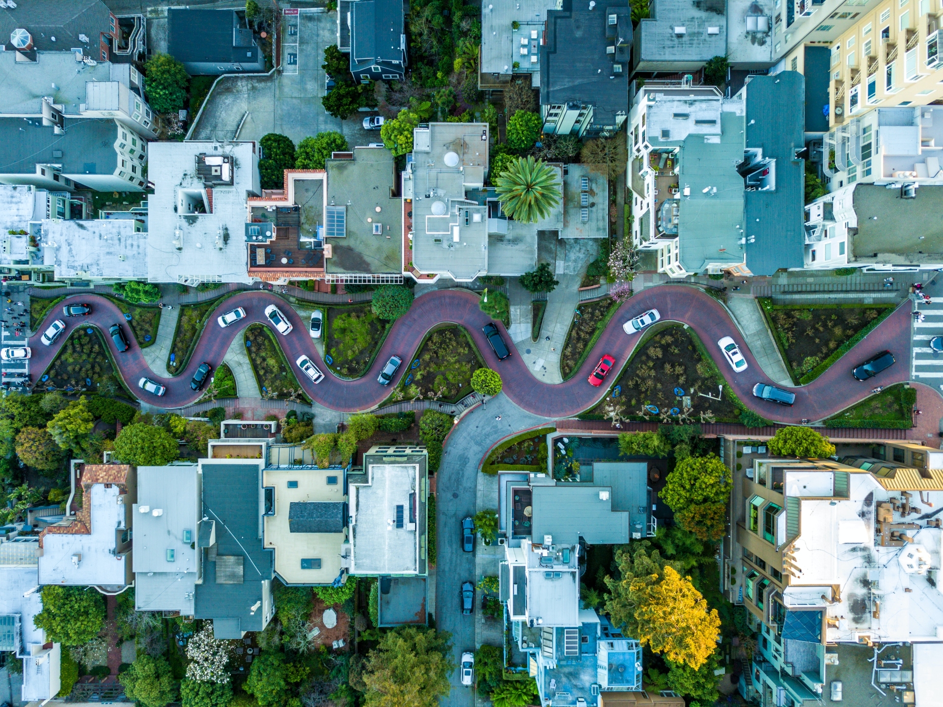 Lombard Street unique & iconic location in San Francisco