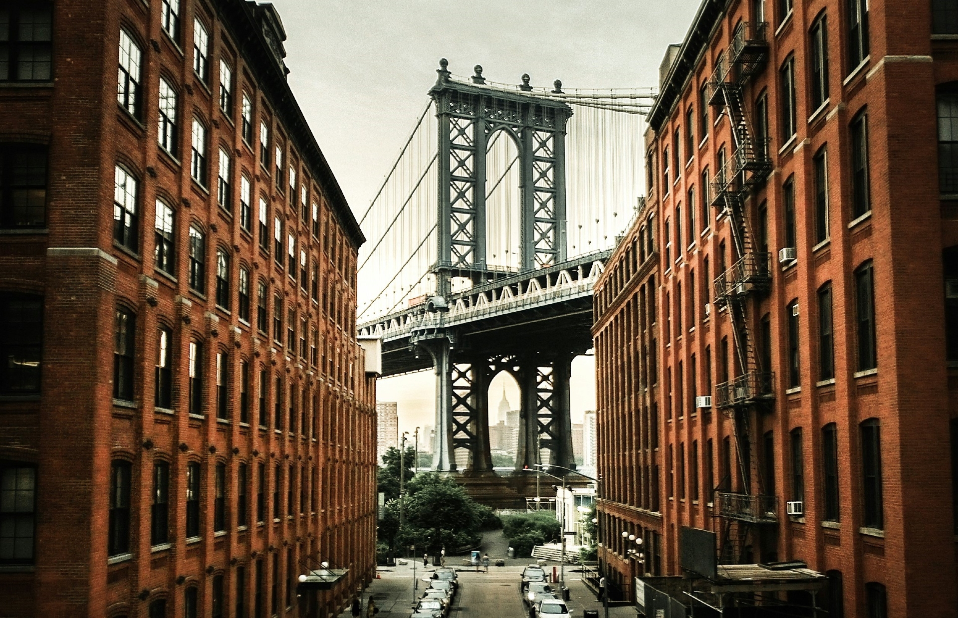 Manhatten Bridge classic photo of New York