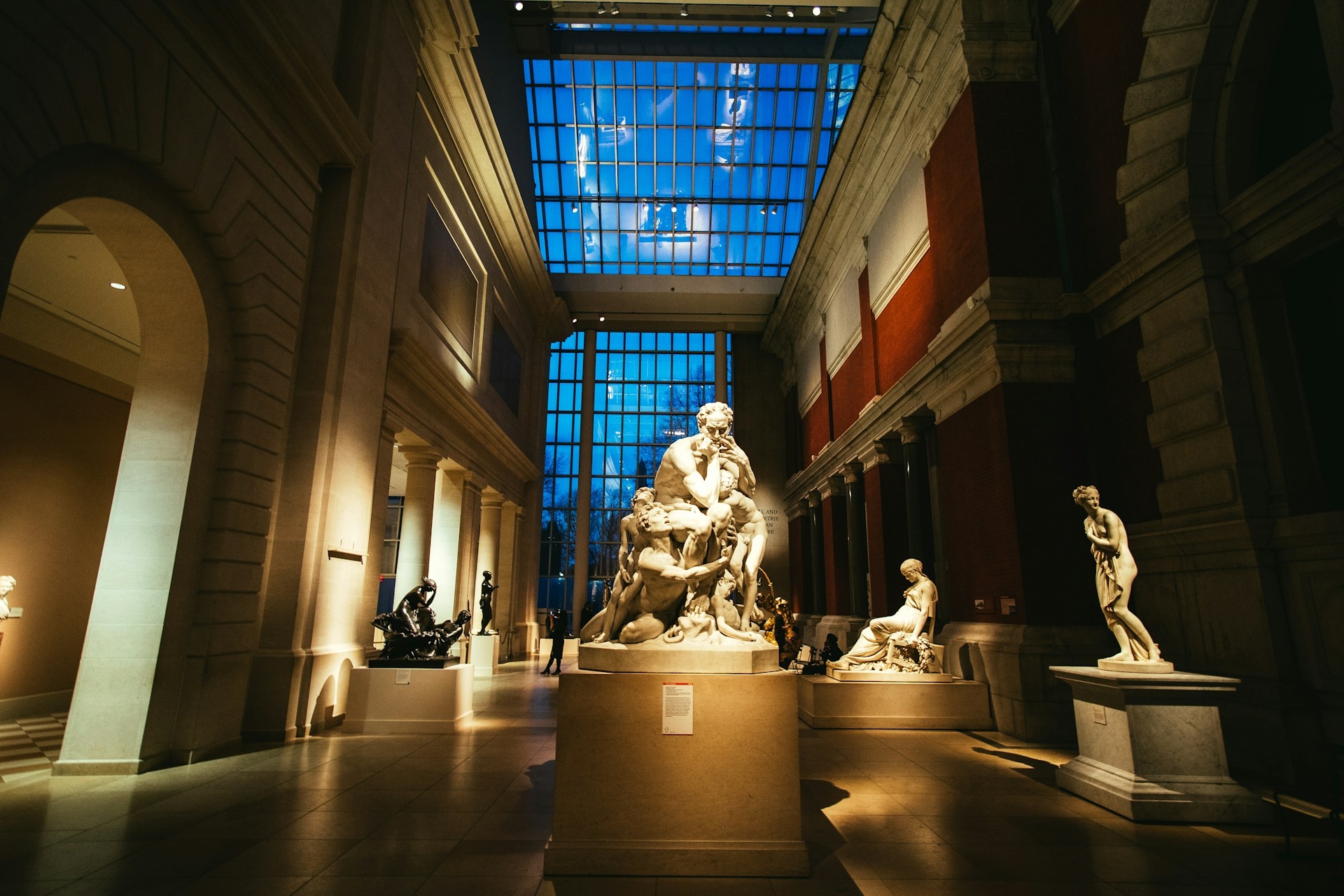 Metropolitan Museum of Art inside view