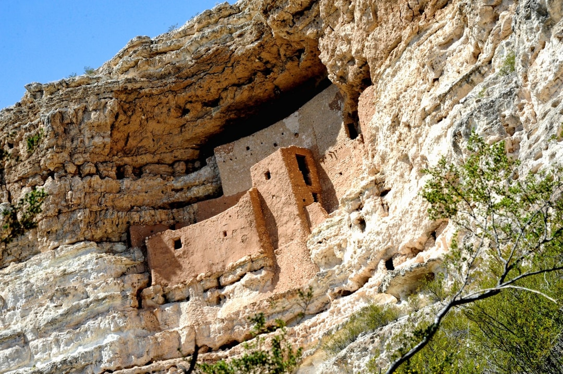 Montezuma_Castle_National_Monument in ancient times