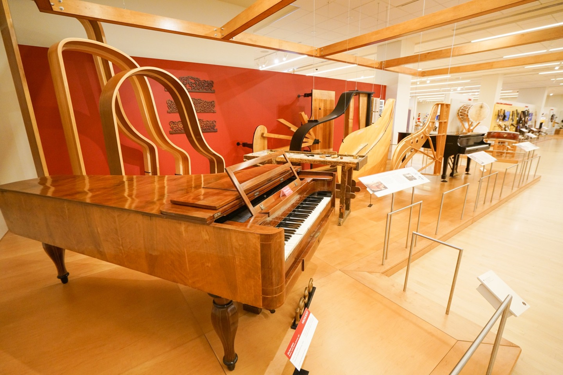 Musical_Instrument_Museum inside view of musical grand piano
