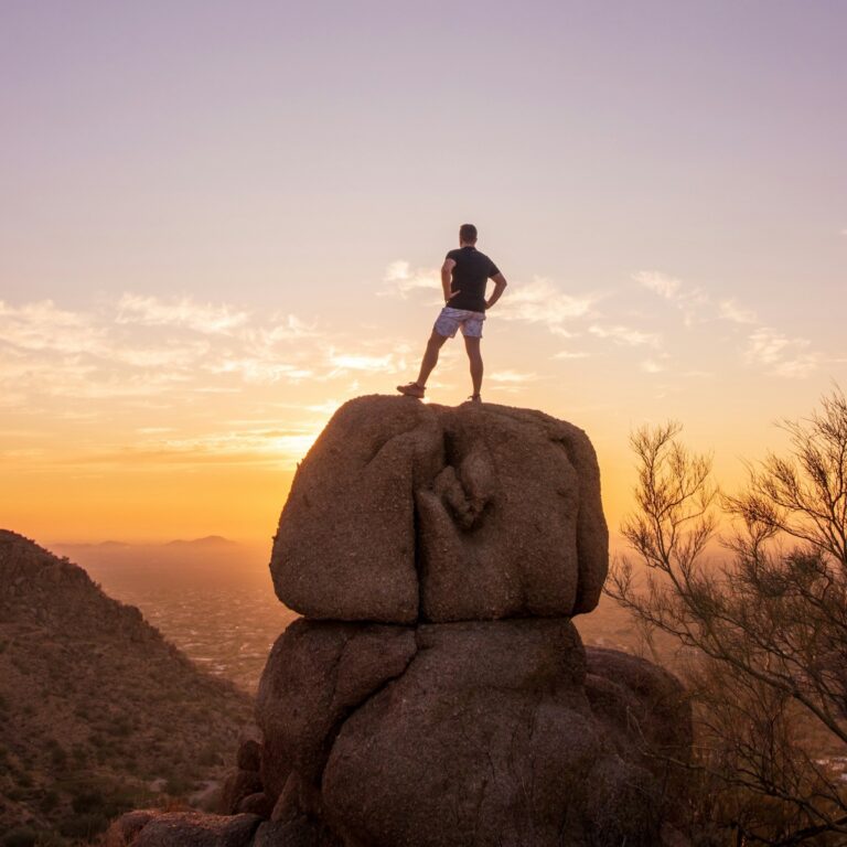 Pinnacle Peak Scottsdale overlooking city