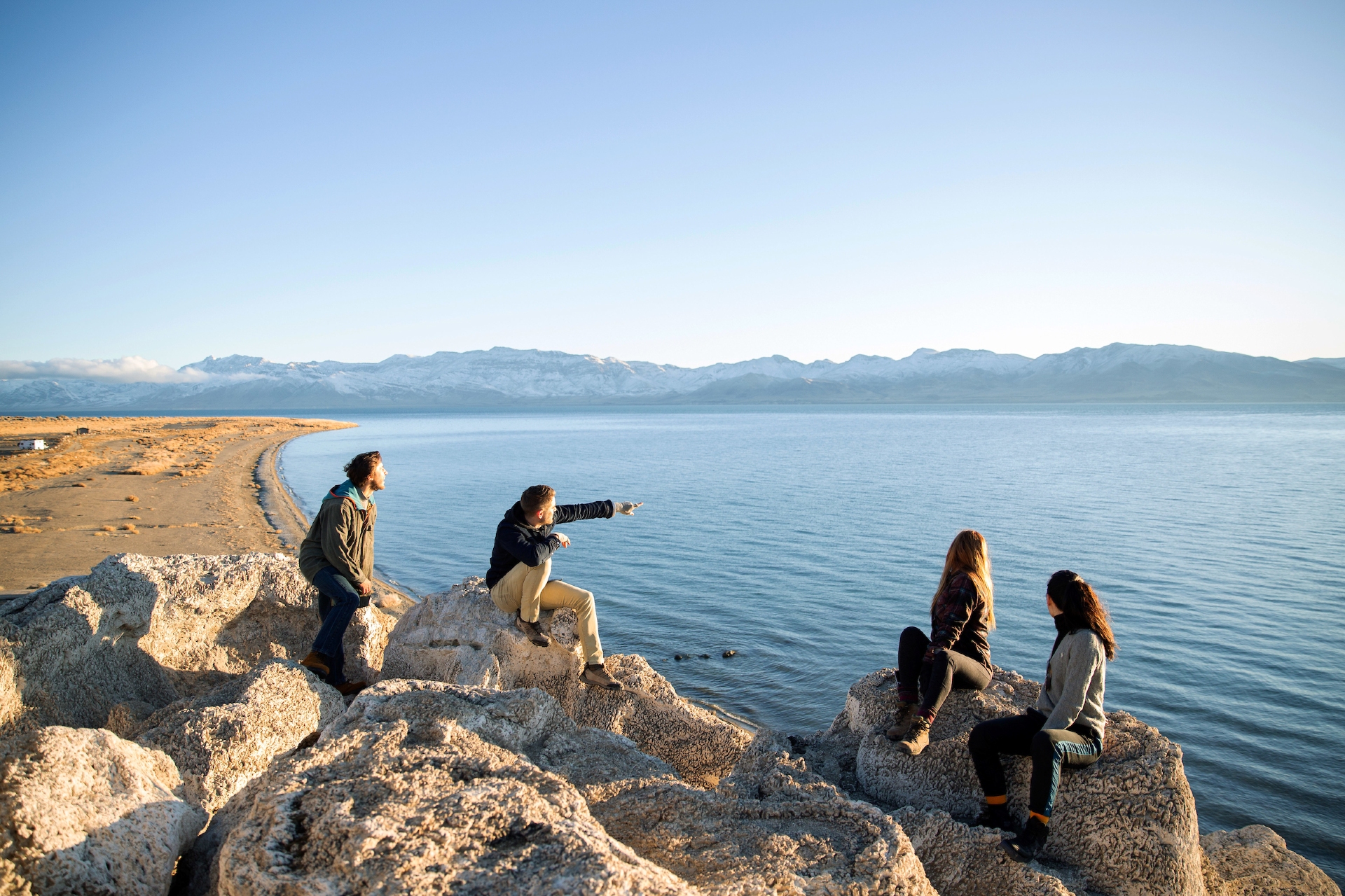 Pyramid_Lake on a sunny day with a family