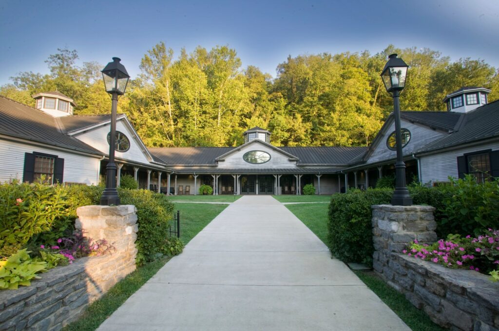 Jack Daniels Vistors Bureau in Nashville tour of Distillery