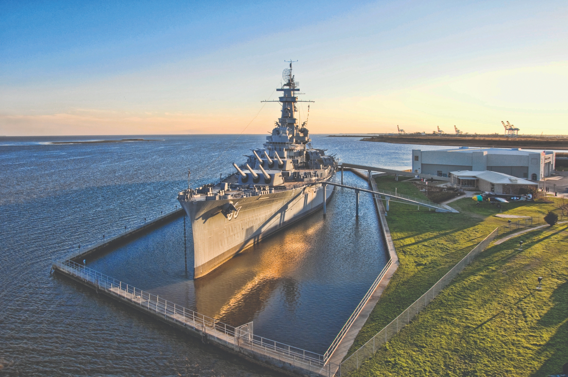 Mobile_USS Alabama Battleship Sunset during the day at sunset