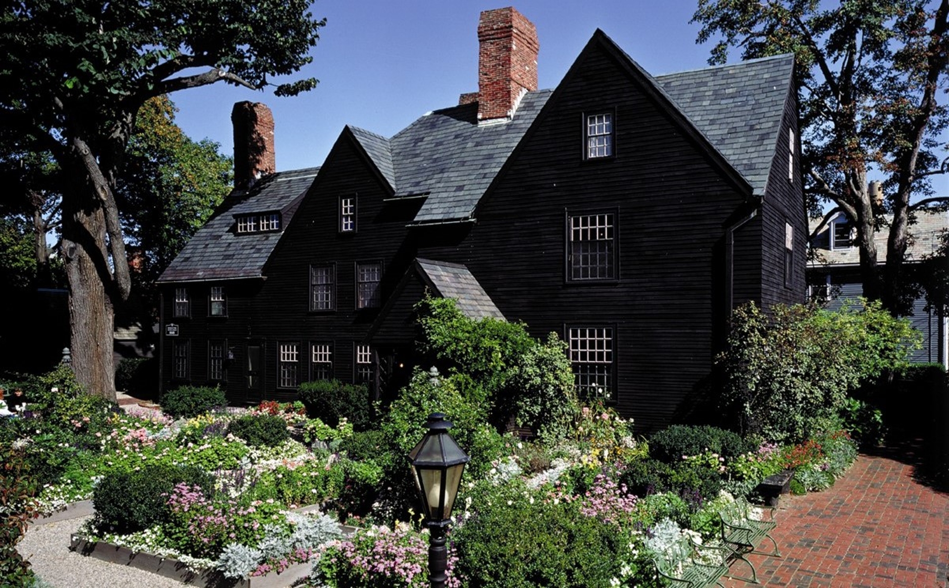 House of the Seven Gables_Salem stunning house from the past with beautiful gardens & trees surrounding the house