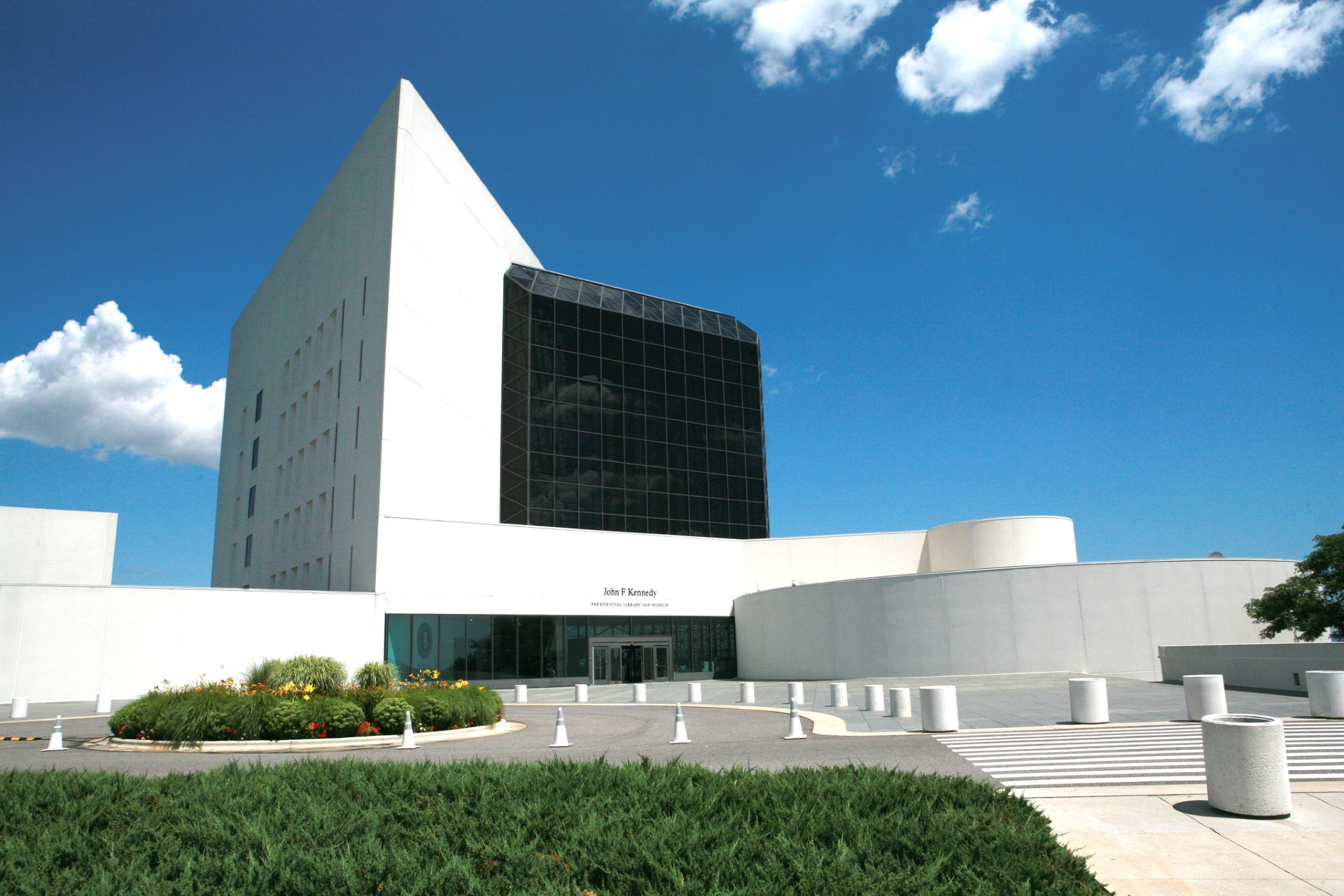 JFK Presidential Library and Museum stunning architecture of Presidents museum