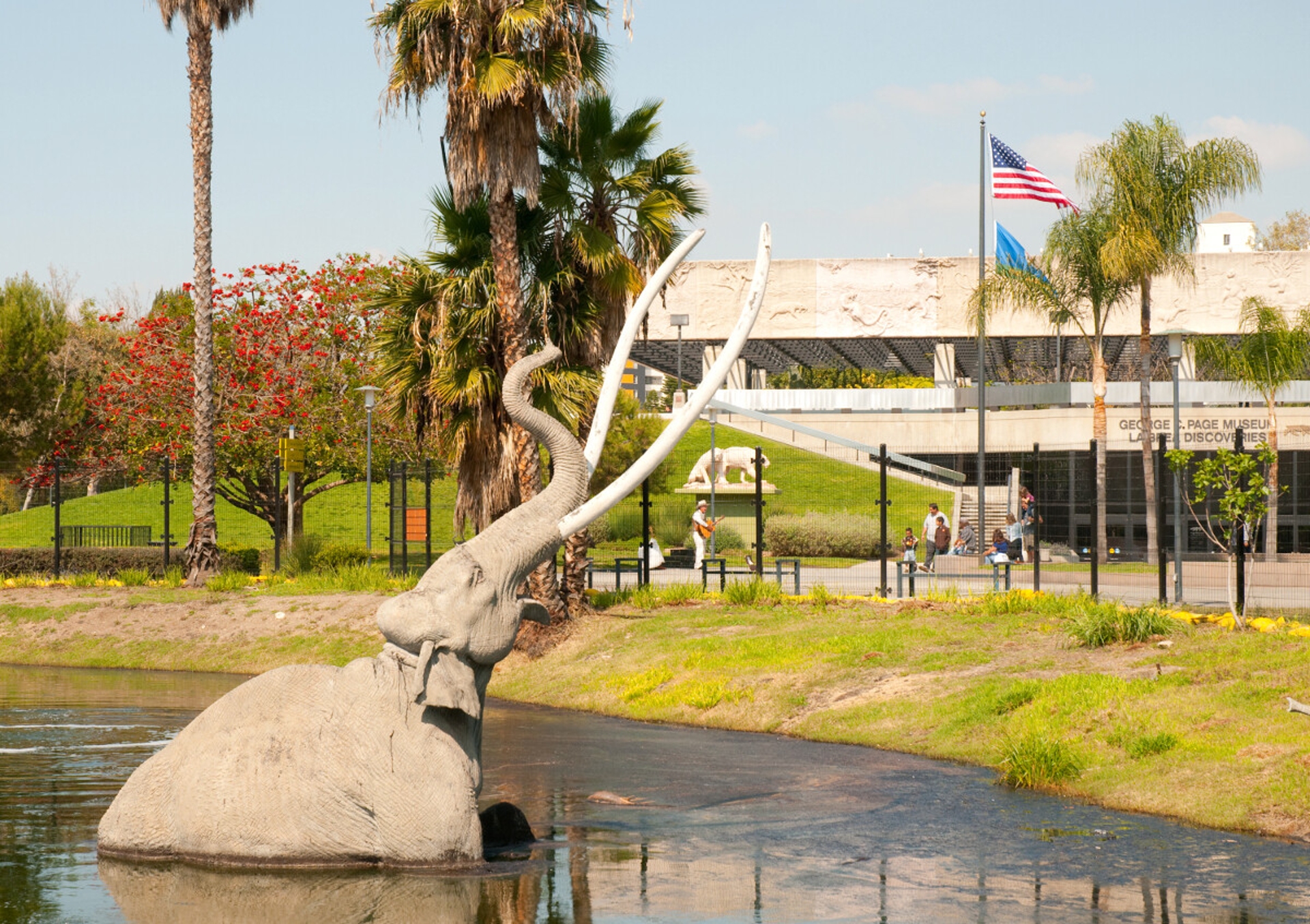 La Brea Tar Pits Credit Go City Pass shutterstock 47934109