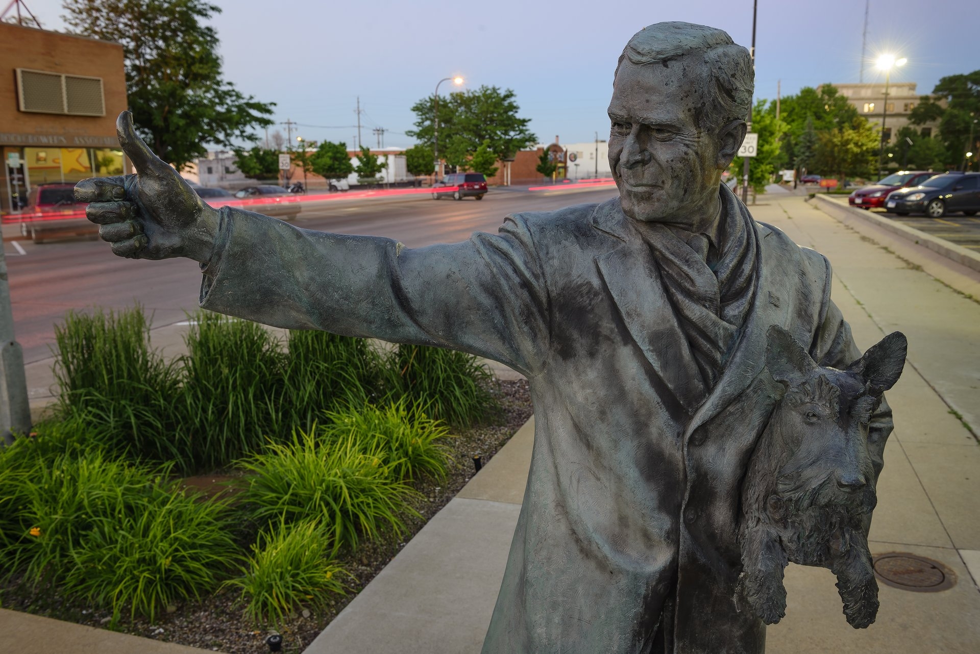 City Of Presidents Rapid City with many statues spread across the city showing president with his dog