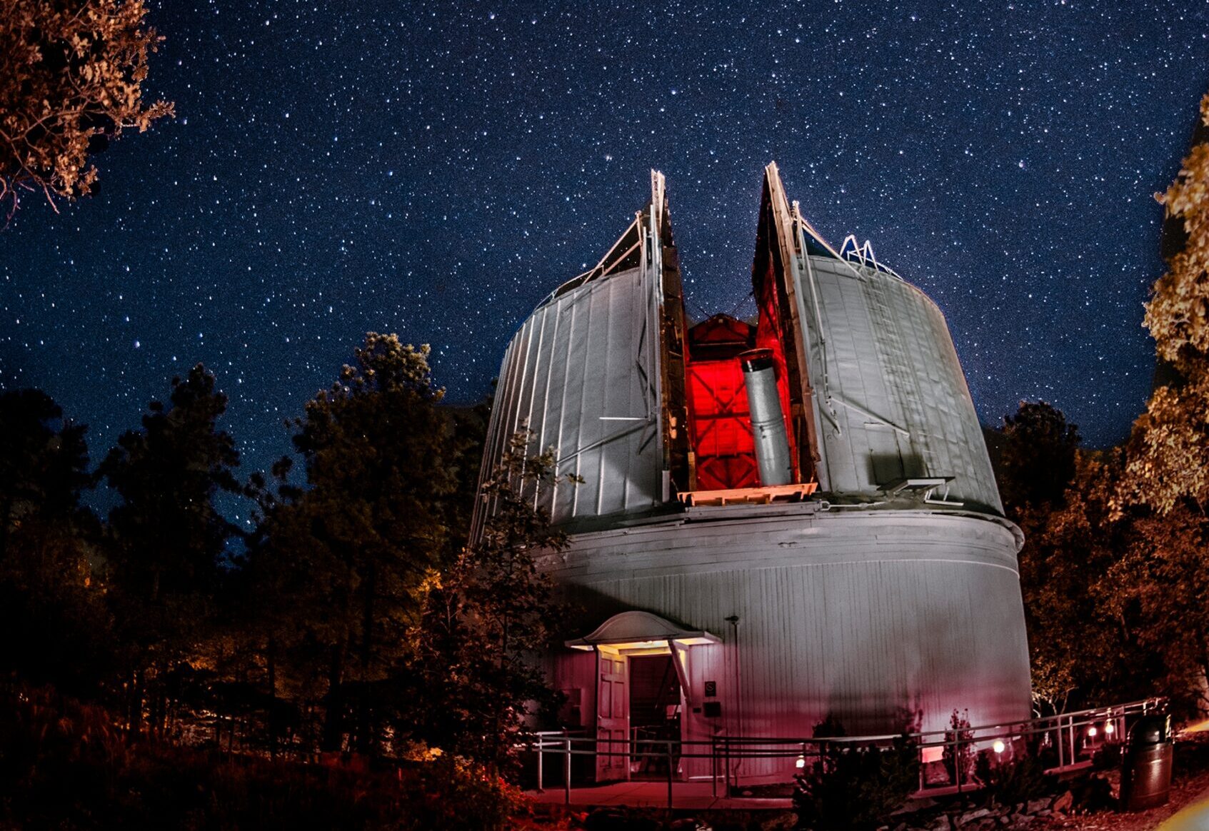 Flagstaff Lowell Observatory Arizona with the sparkling stars in the sky