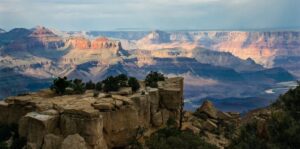 Grand Canyon South Rim stunning image of the canyon