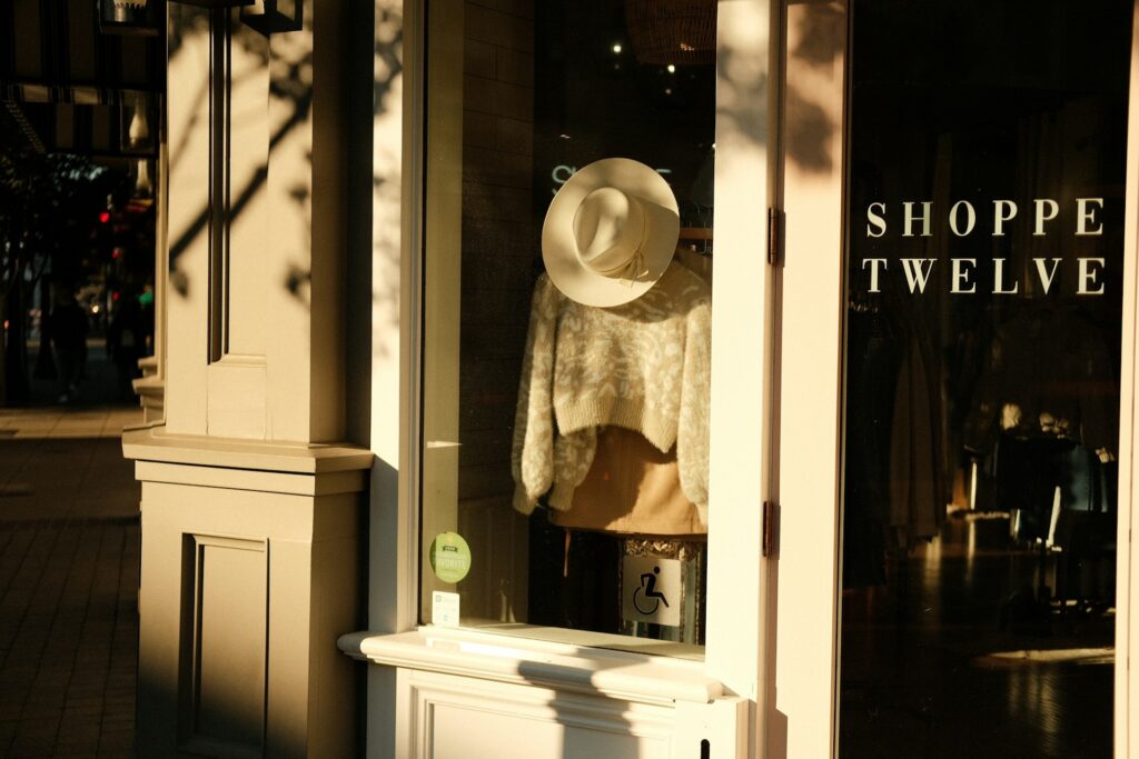 Shopping in Napa Valley CA Image by sean boyd unsplash