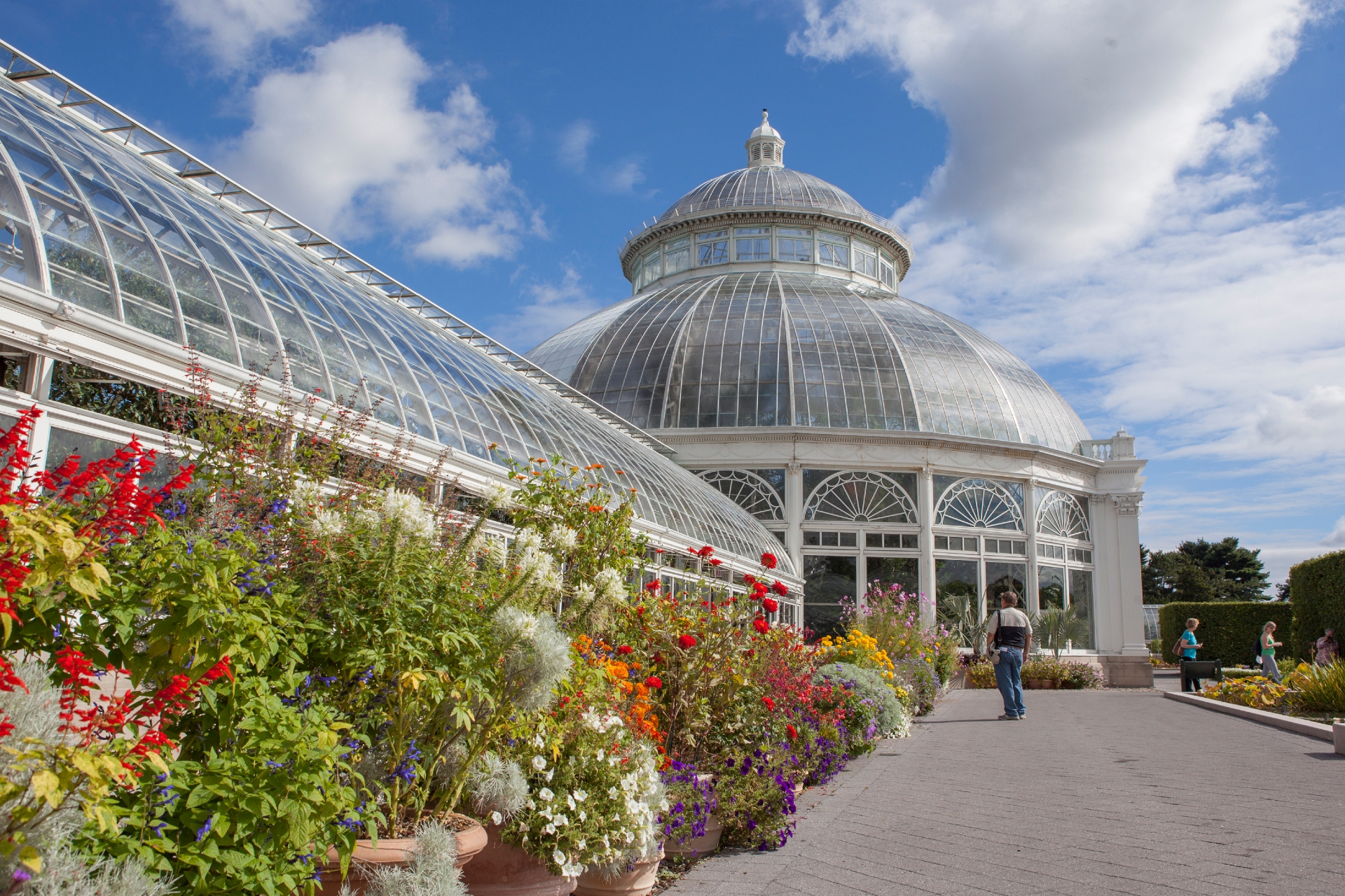 New York Botanical Garden showing the outside shot