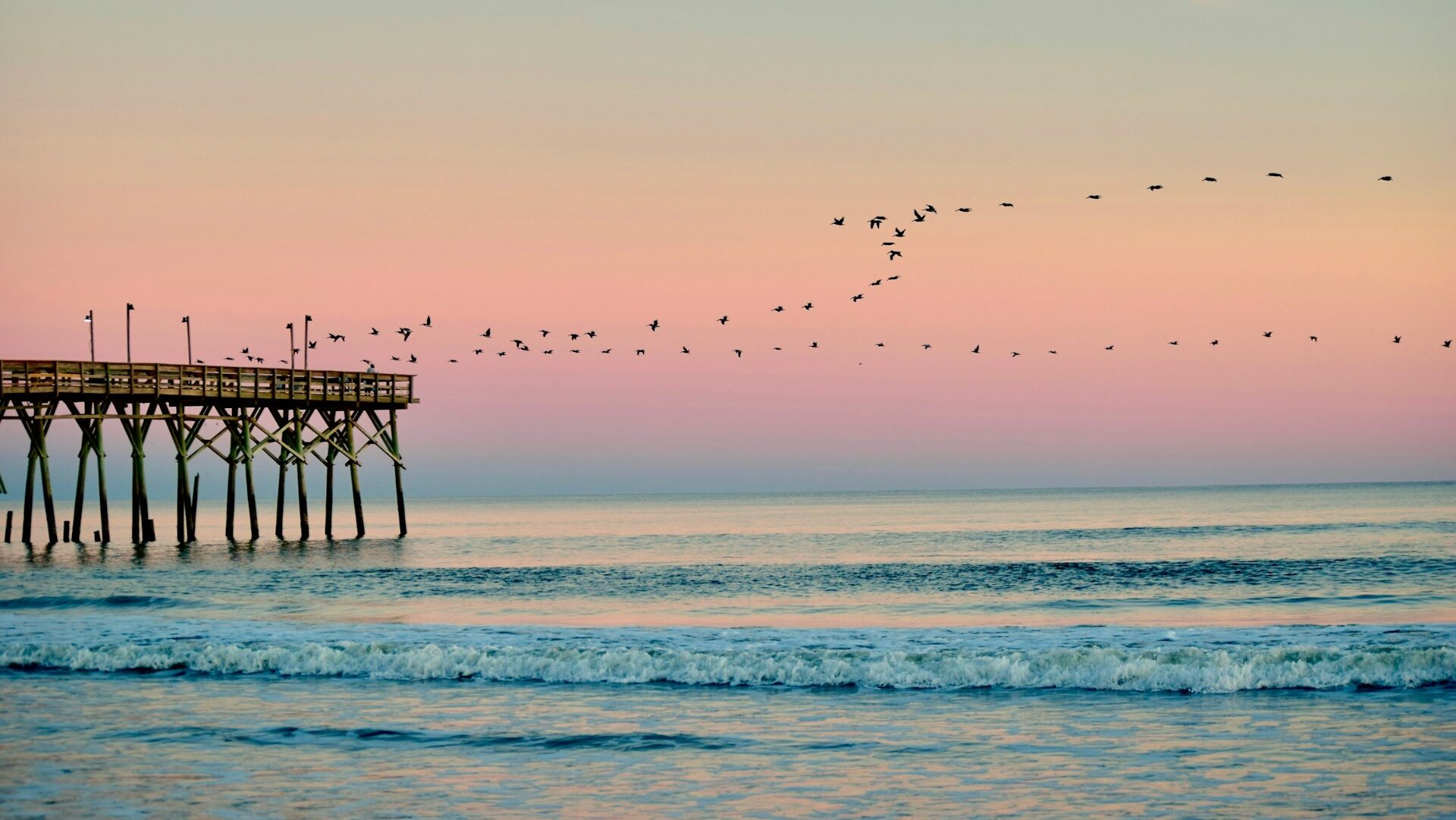 Vacationing in Ocean Isle Beach North Carolina Image by josh hammond unsplash e1720736551997