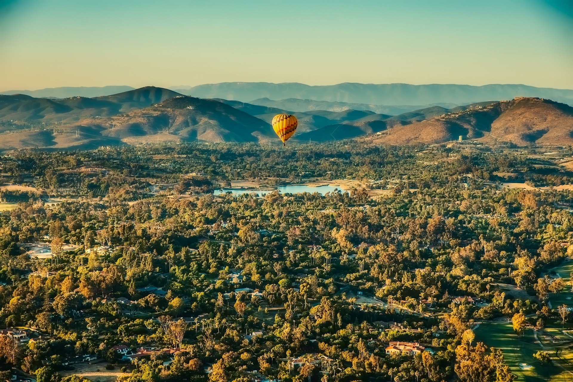 Hot Air Ballooning New Mexico 2499015 Image By Pixabay no name