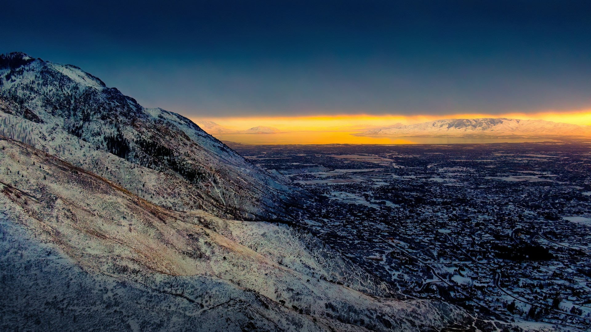 Utah County Mountains overlooking the valley at sunset
