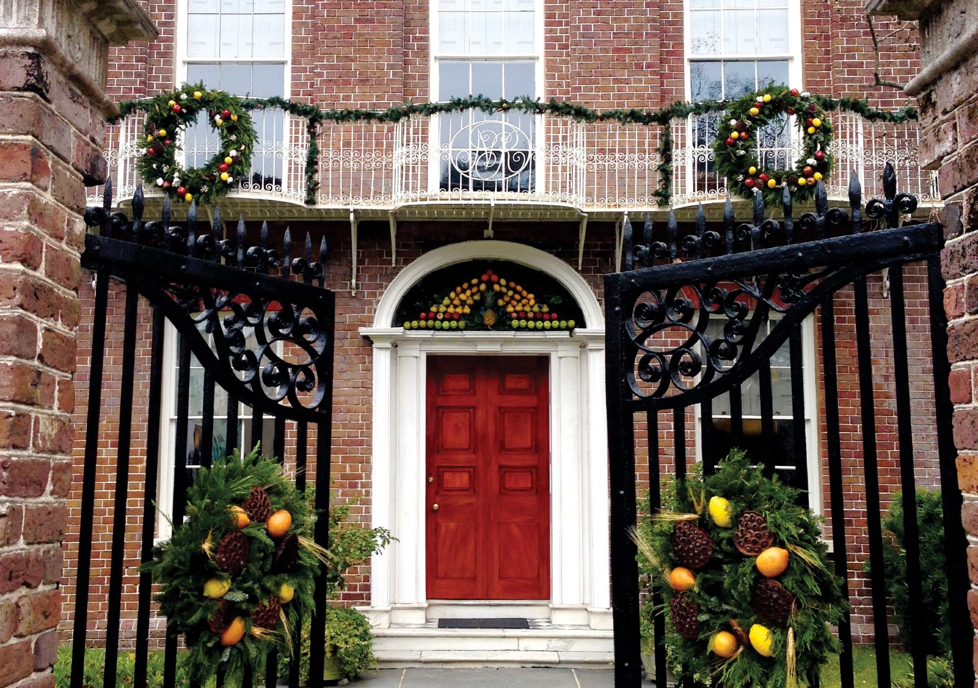 Nathaniel Russell House Christmas Credit Discover South Carolina e1722474331647