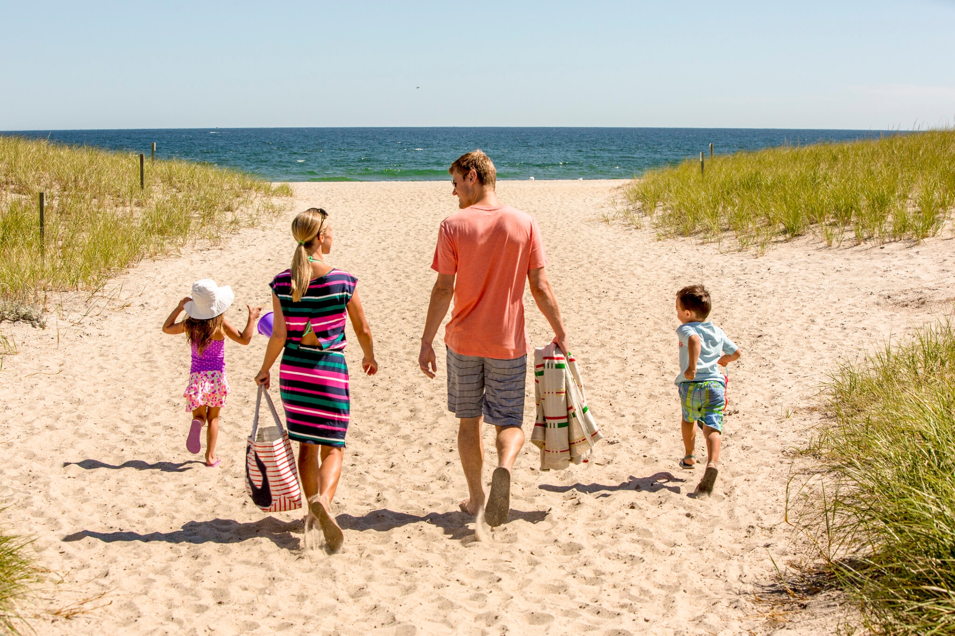 New Hampshire Hampton Beach Image By New Hampshire Visitnh.gov
