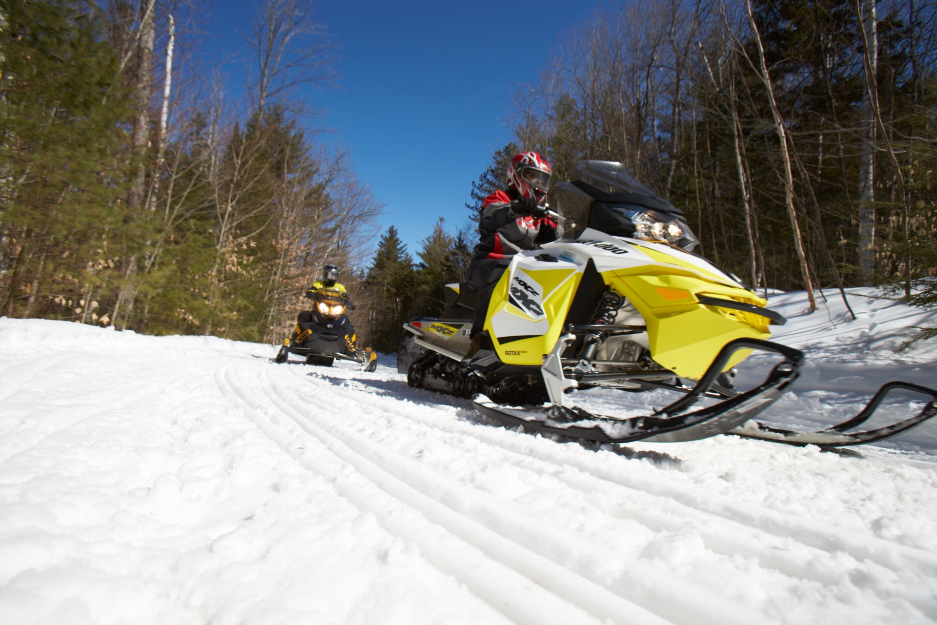 New Hampshire Snowmobilling nhdred Image By New Hampshire Visitnh.gov