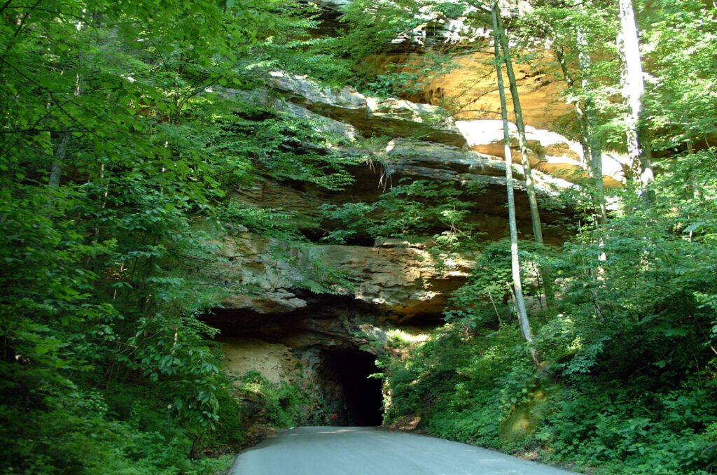The Nada Tunnel in Red River Gorge