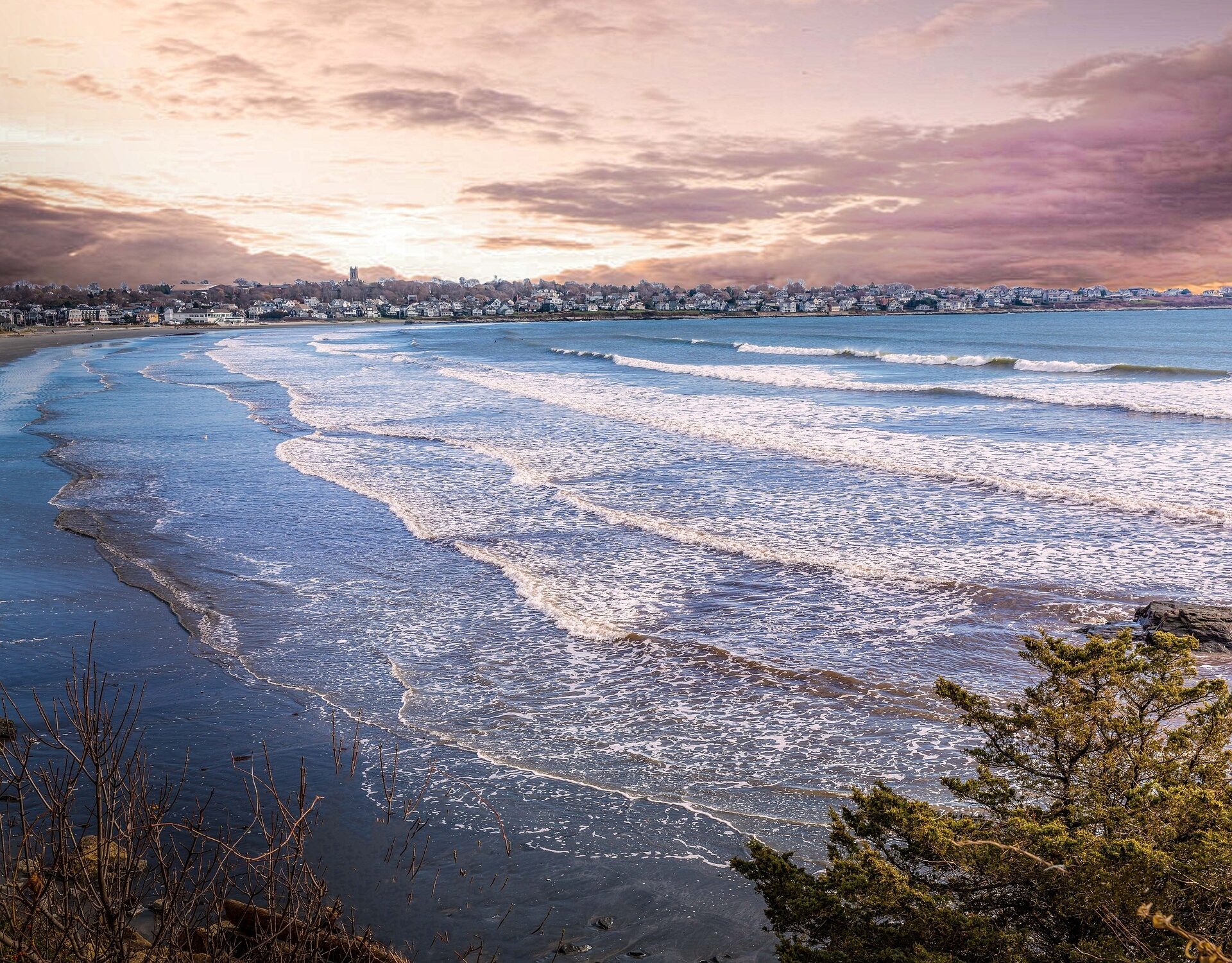 Ocean Rhode Island Image by CD Photosaddict from Pixabay e1725670248582