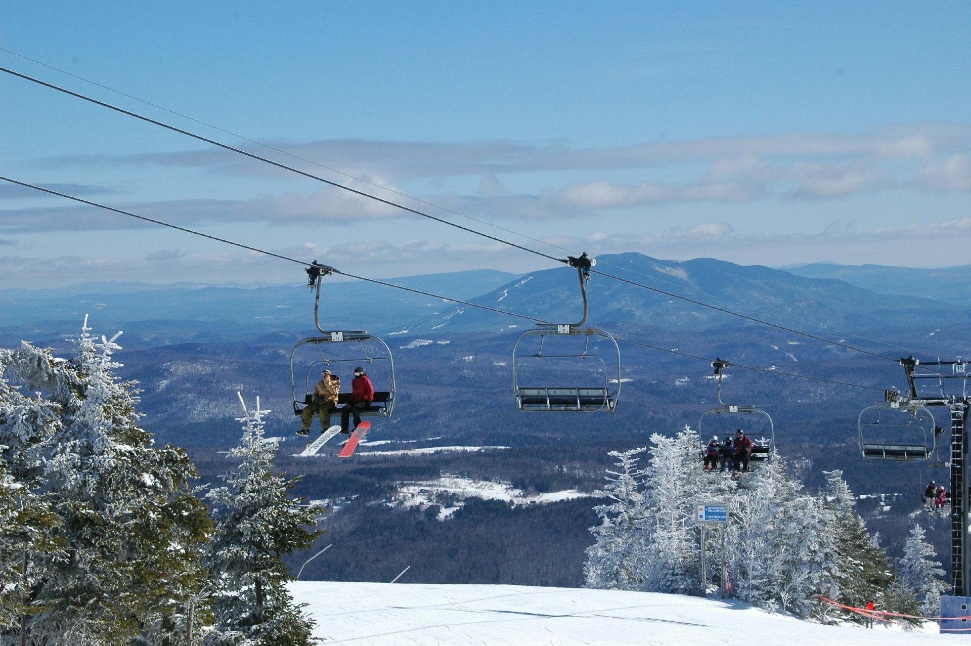 Okemo Mountain Resort Ludlow Vermont Image By ulrike r donohue unsplash