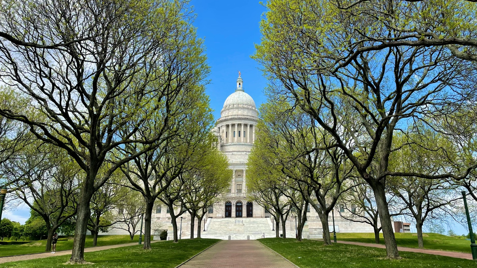 State Capitol Rhode Island Imag e By andrew perabeau unsplash