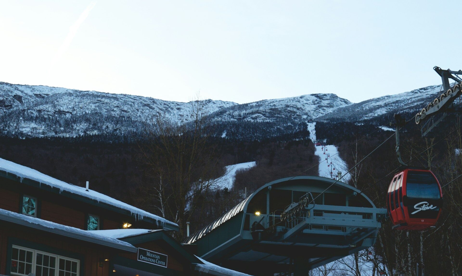 Stowe Ski field Vermont Image By myles bloomfield unsplash e1725529512505