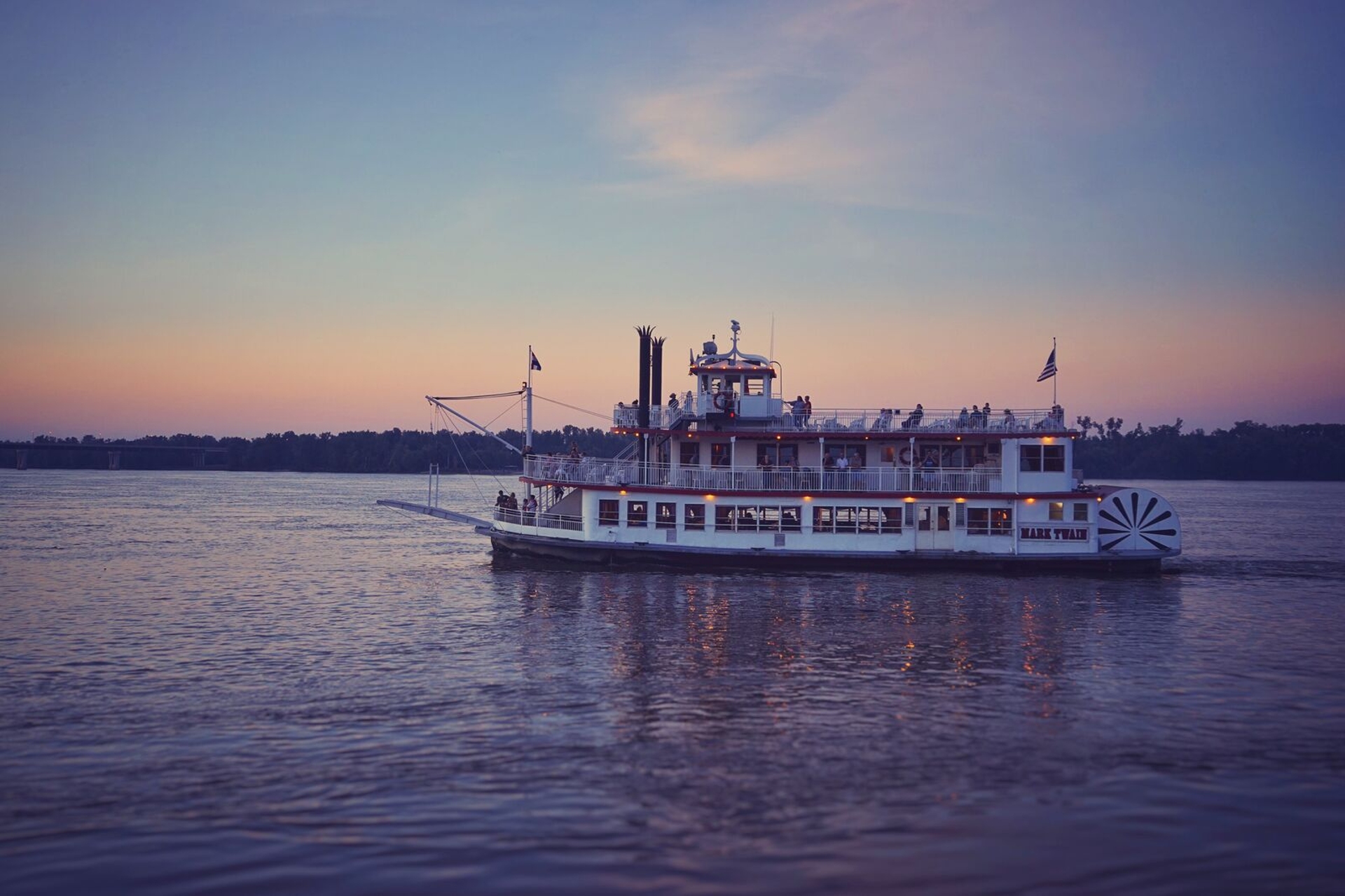 large Mark Twain Riverboat Missouri Image By Missouri Tourism.getbynder.com