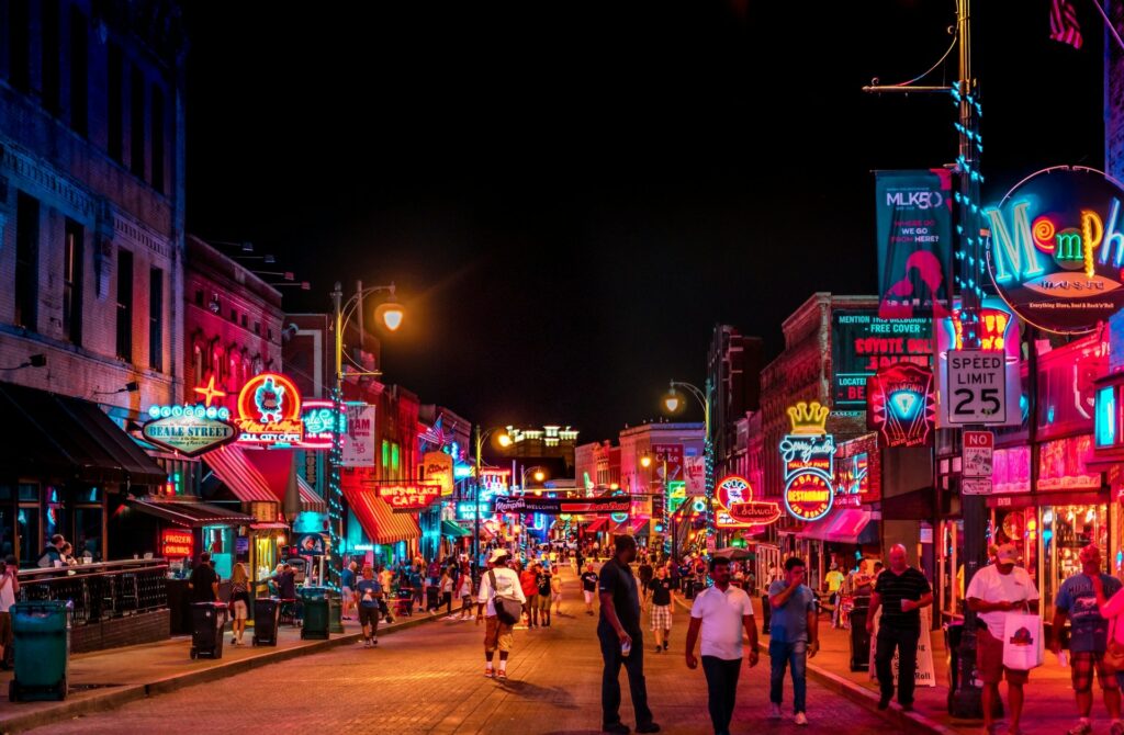 Beale Street heidi kaden 3aobsc0IkbU Unsplash