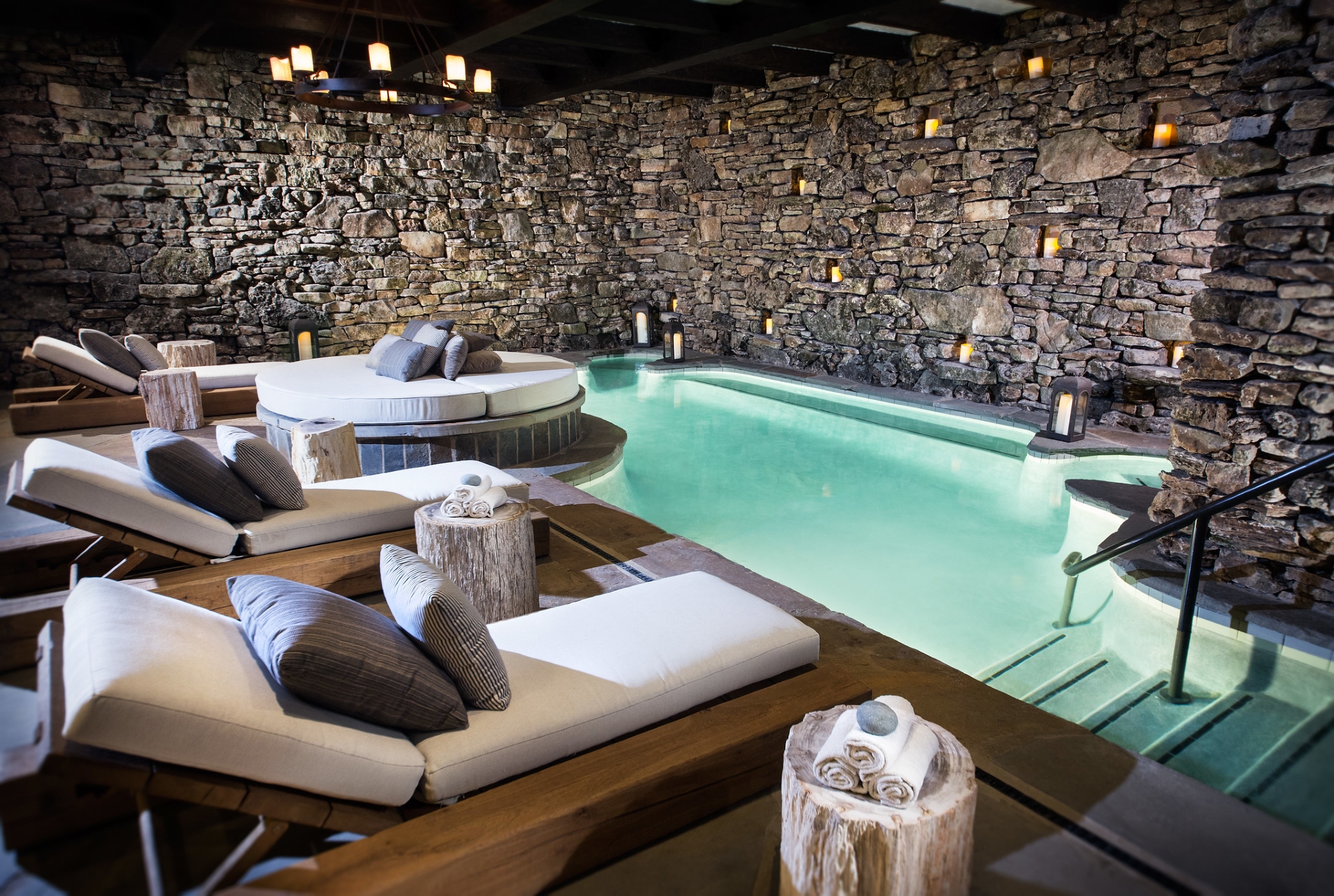 Cedar Creek Spa Branson Missouri Image By Branson Convention Visitors Bureau