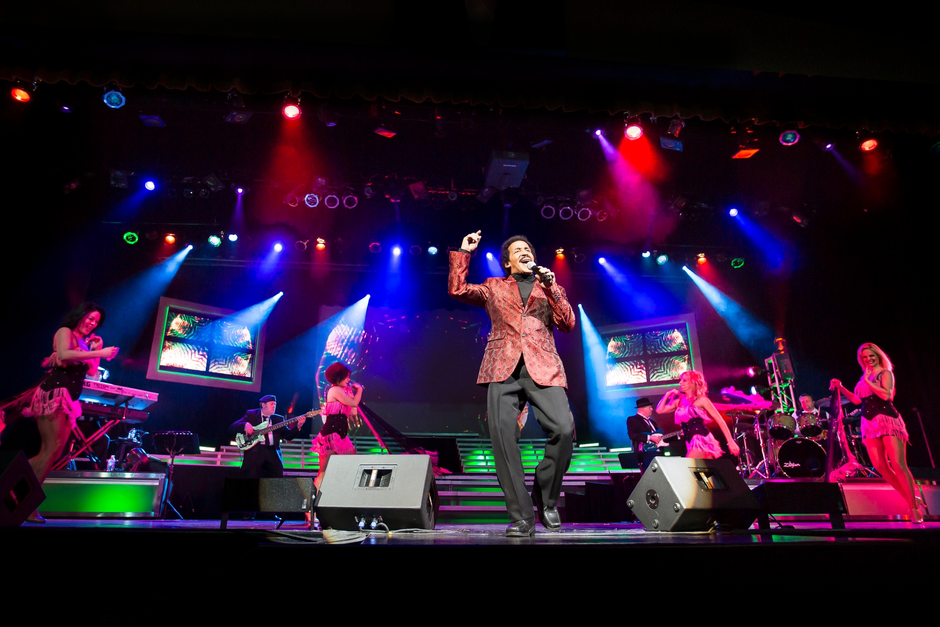 Legends in Concert Lionel Richie in Branson Missouri Image By Explore Branson