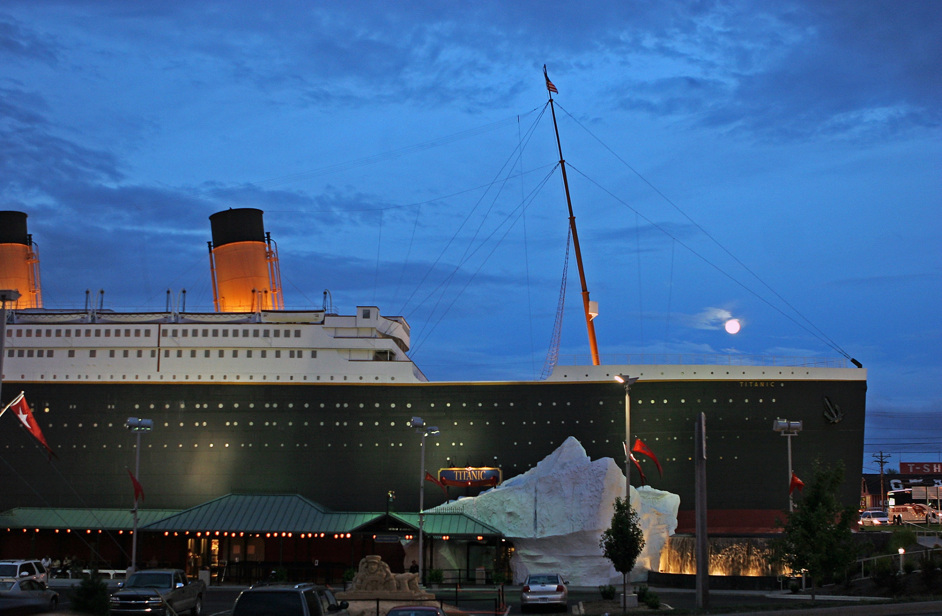 Titanic Museum Branson Missouri Image By Explore Branson