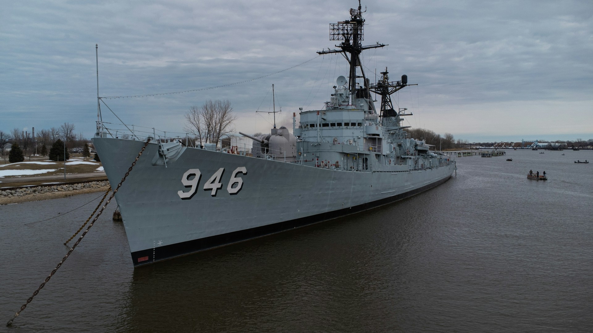 Bay City Warship Michgan Image by jacob skowronek unsplash