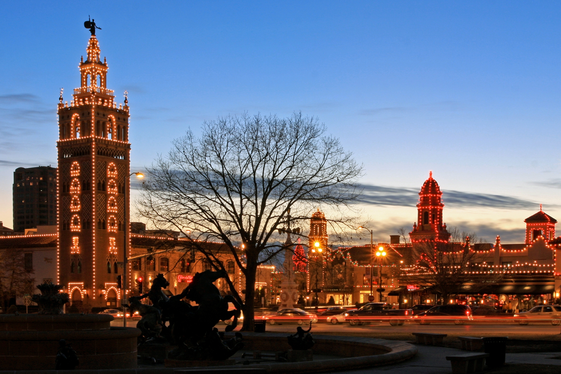 CountryClubPlazaLights KC Image by Visit Kansas City