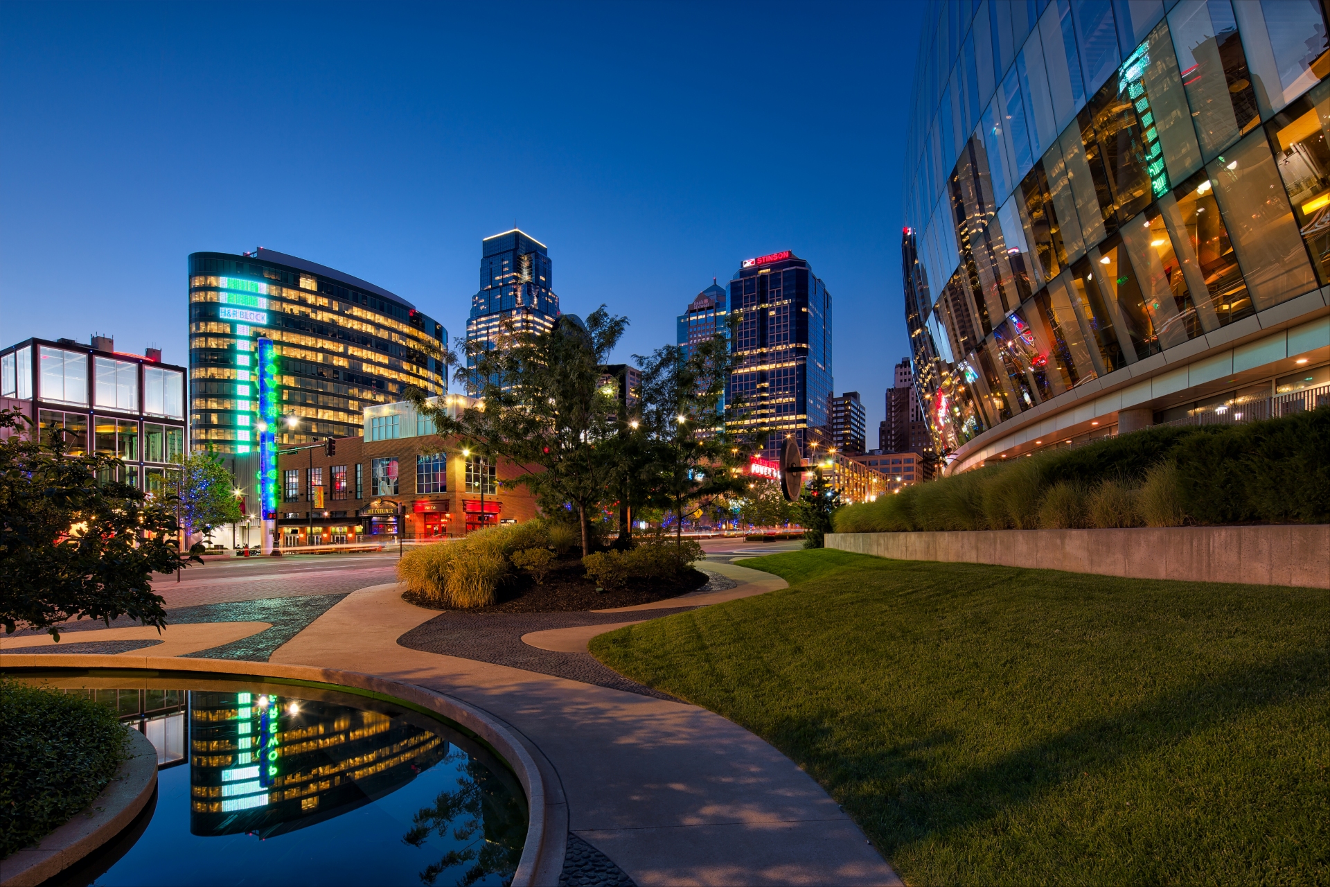 Downtown City Centre SprintCenter 10 DavidArbogast Image by Visit Kansas City