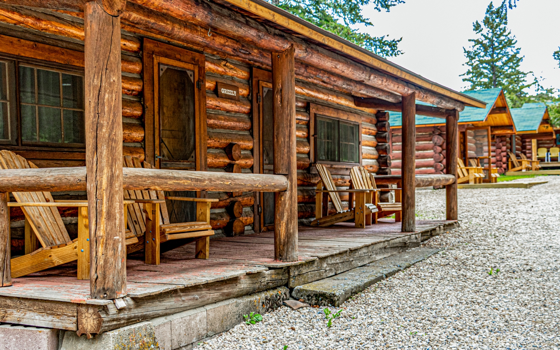 Grizzly Cabin