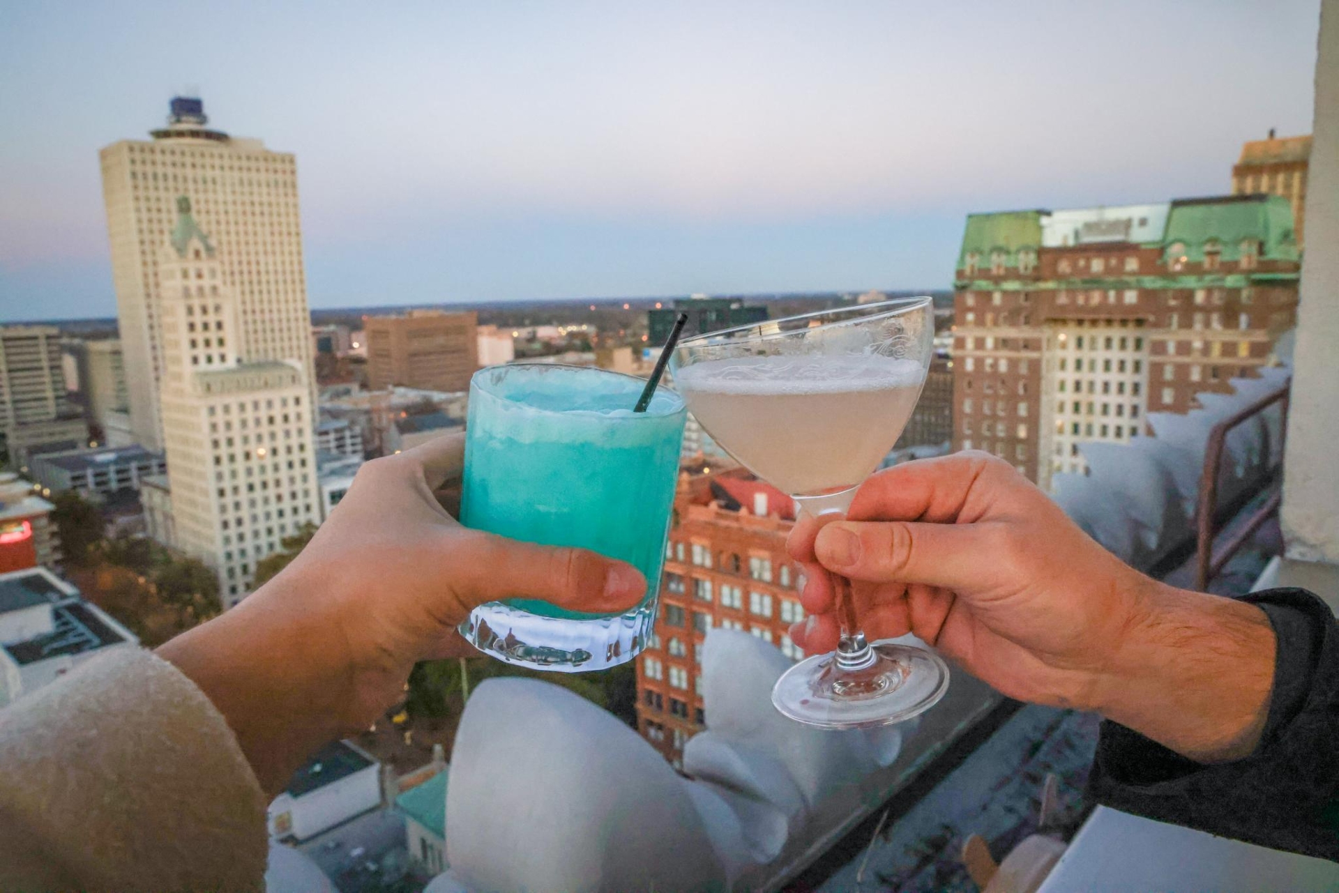 Hu. Hotel Rooftop Bar Credit Alex Shansky Memphis Tourism