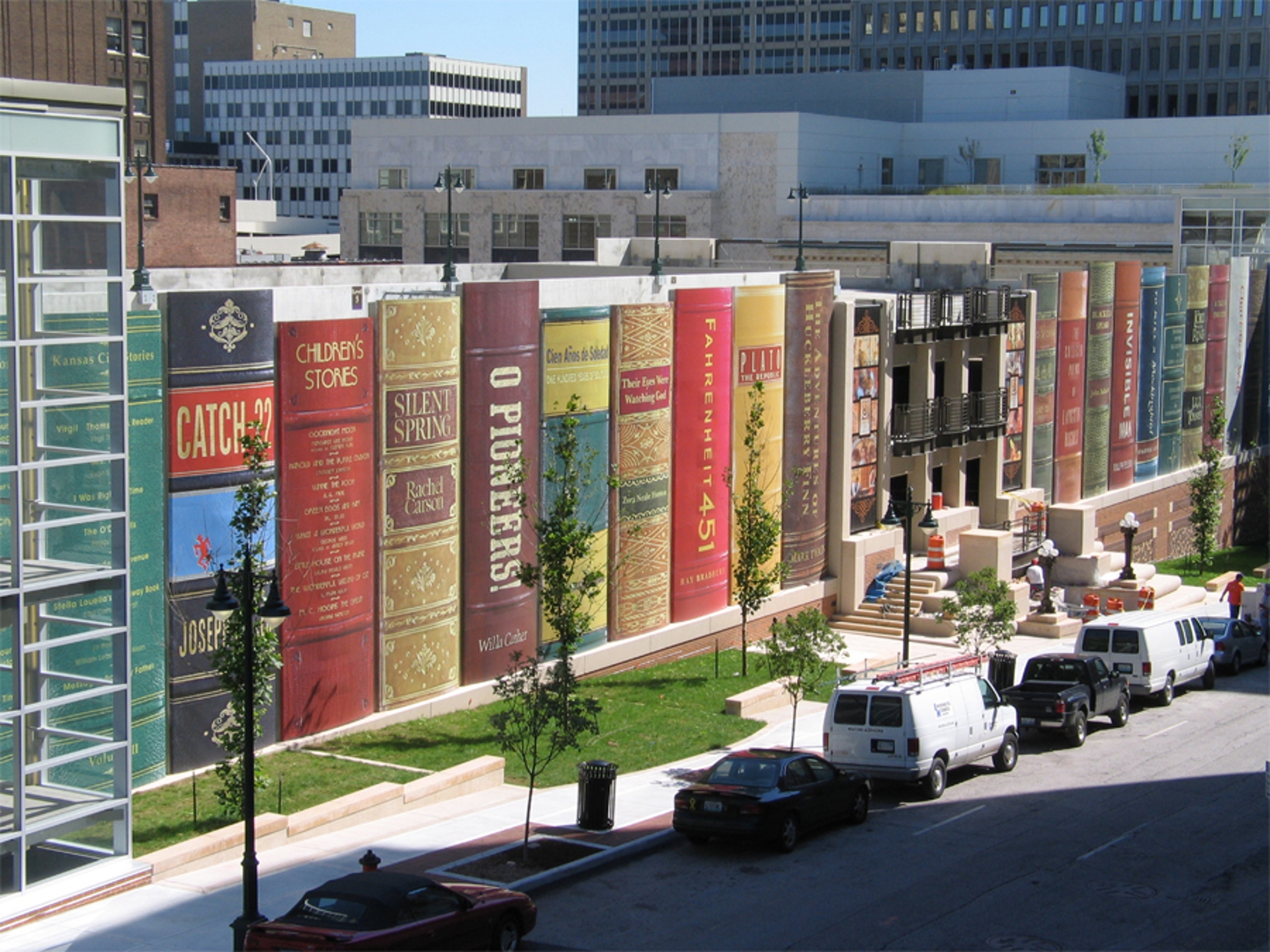 Kansas City Public Library KC MO Mike Sinclair Image by Visit Kansas City