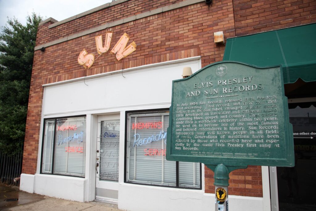Memphis TN Miles Credit Brand USA