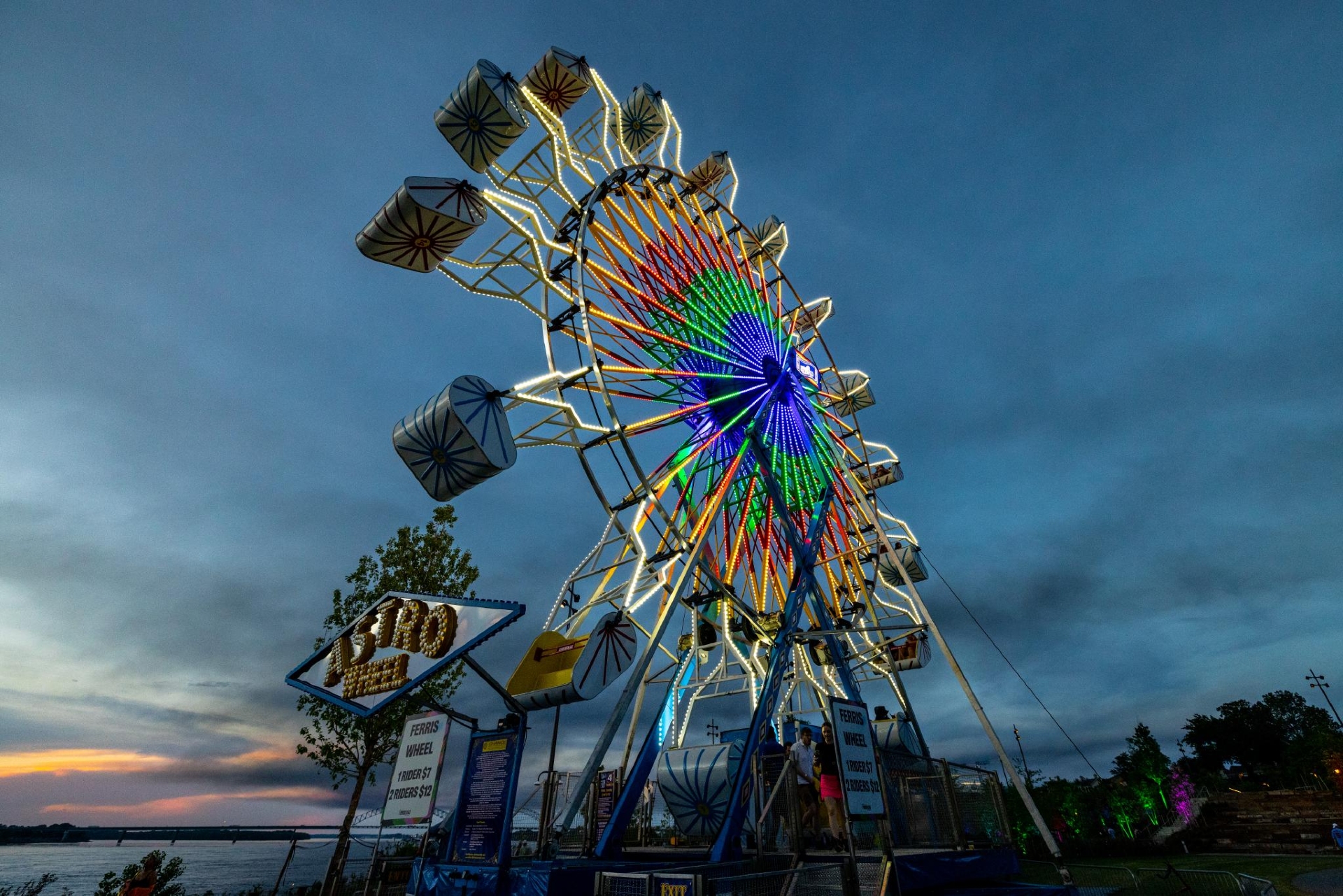 Riverbeat Ferris Wheel Credit Craig Thompson Memphis Tourism