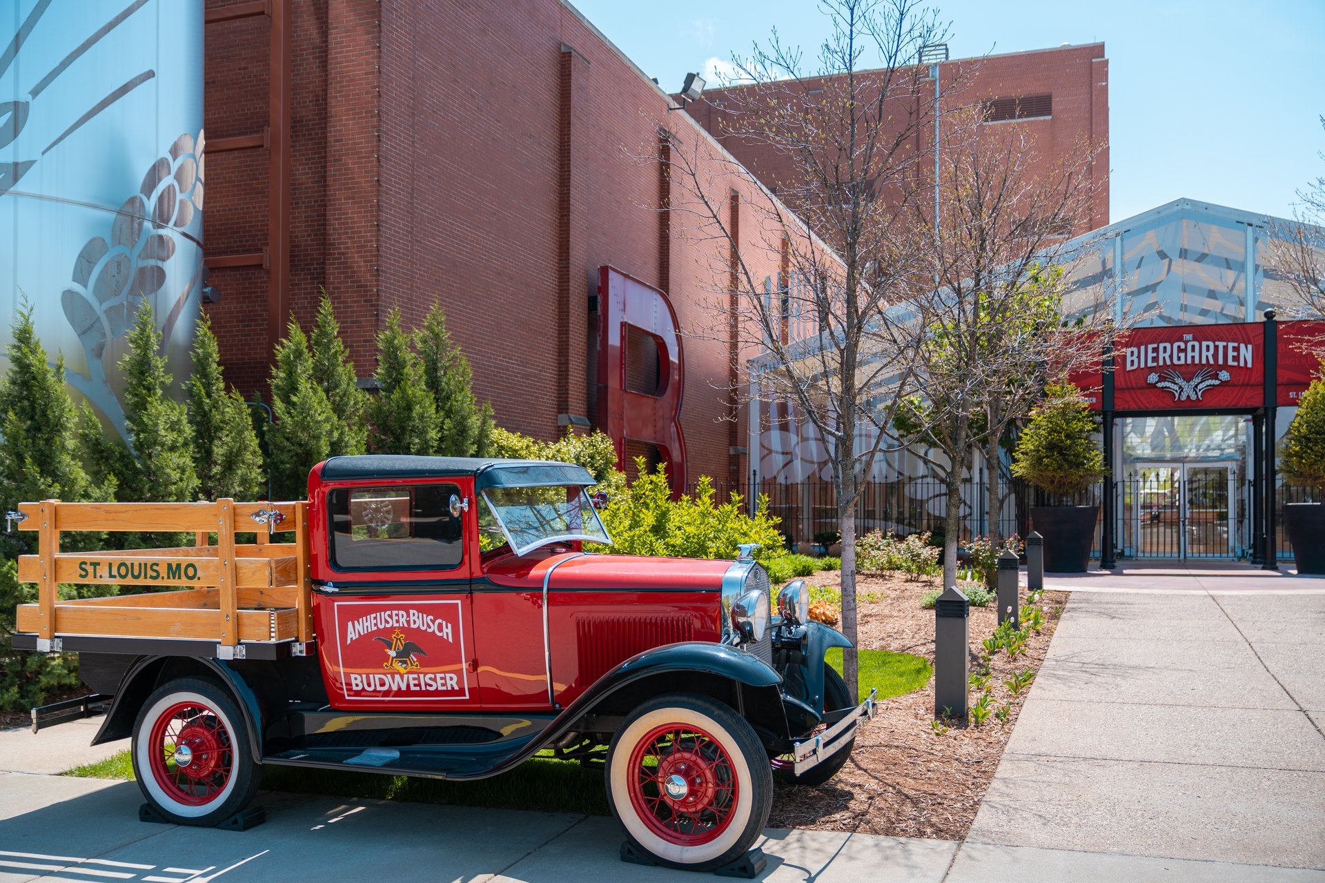 Anheuser Busch Brewery 7 St Louis MI Image by St Louis Convention Visitors Bureau