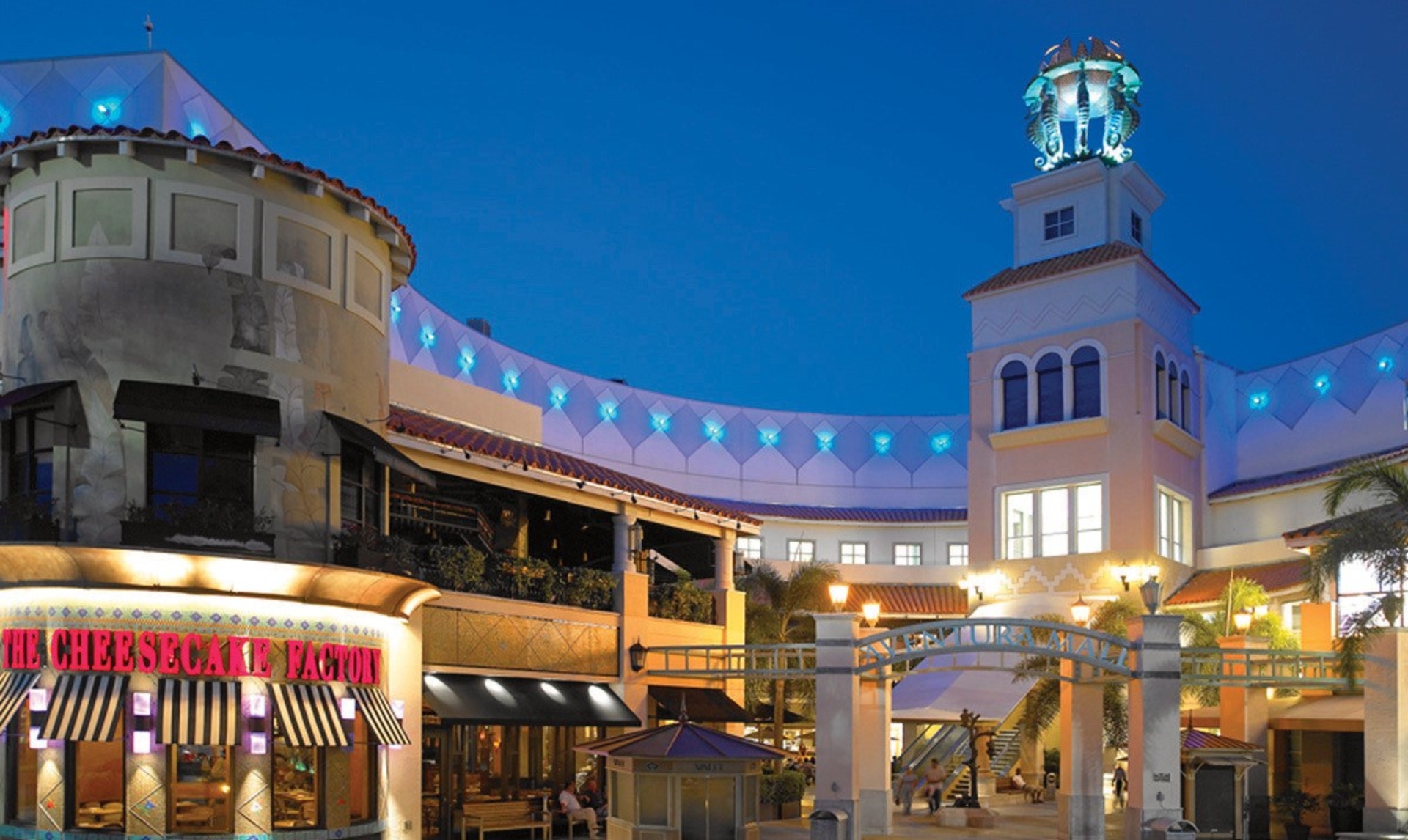 Aventura Mall exterior at night Credit Greater Miami CVB