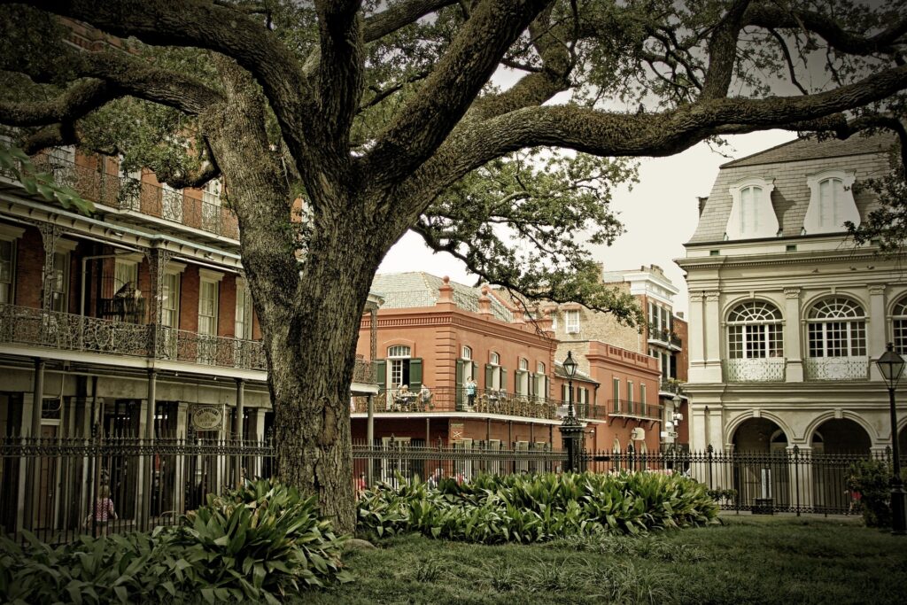 French Quarter New Orleans Image by llambrano from Pixabay