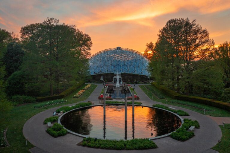 St Louis Botanical Garden MI Image By VisitMO.com Owned copy